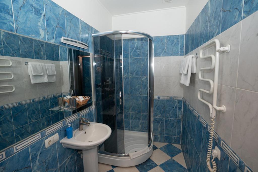 Hotel Piano Kiev Dış mekan fotoğraf